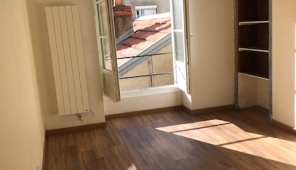 Logement tudiant Location Studio Vide Nantes (44200)