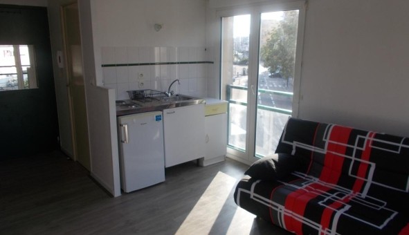 Logement tudiant Location Studio Vide Nantes (44200)