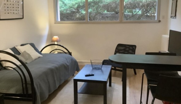 Logement tudiant Location Studio Vide Nantes (44200)