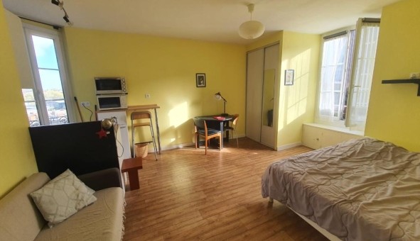 Logement tudiant Location Studio Vide Nantes (44200)