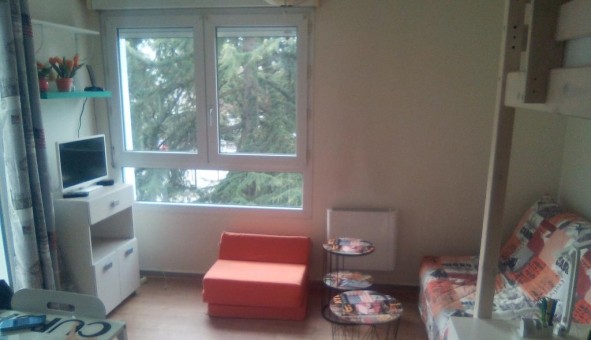 Logement tudiant Location Studio Vide Nantes (44200)