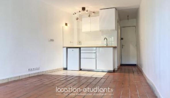 Logement tudiant Studio à Neauphle le Chteau (78640)