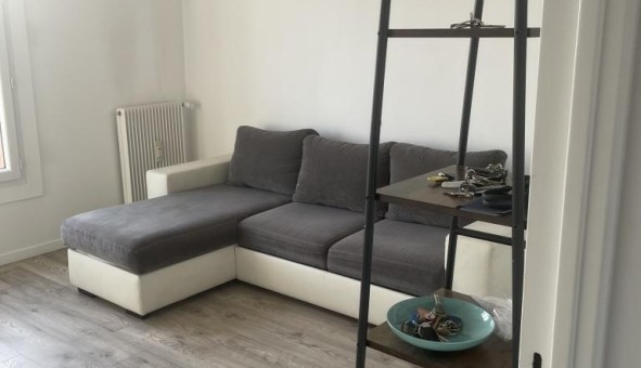 Logement tudiant Studio à Neuilly Plaisance (93360)