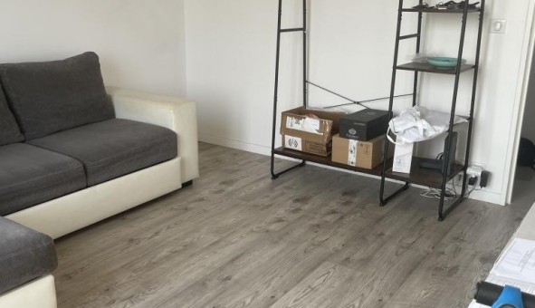 Logement tudiant Studio à Neuilly Plaisance (93360)