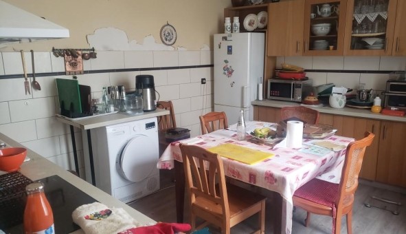 Logement tudiant Studio à Neuilly Plaisance (93360)