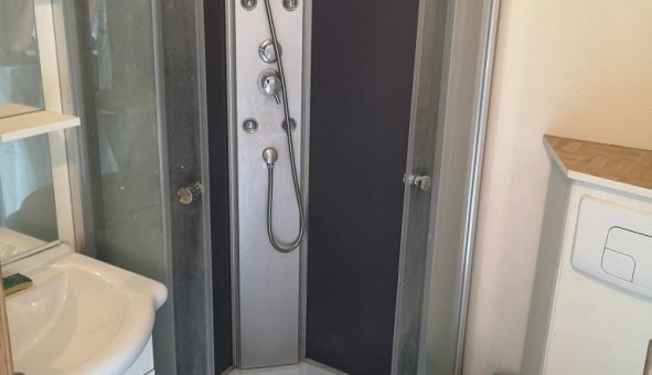 Logement tudiant Studio à Neuilly sur Marne (93330)