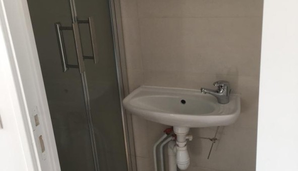 Logement tudiant Location Studio Vide Neuilly sur Seine (92200)