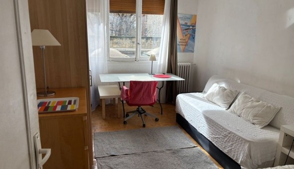 Logement �tudiant Studio &agrave; Neuilly sur Seine (92200)