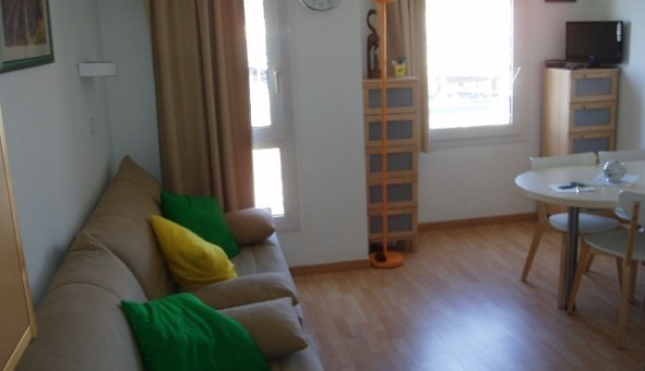 Logement tudiant Location Studio Vide Nice (06100)