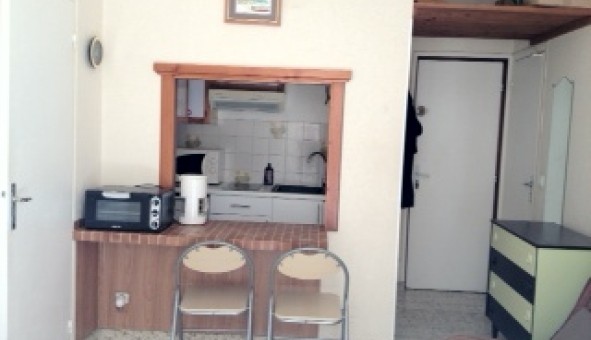 Logement tudiant Location Studio Vide Nice (06100)