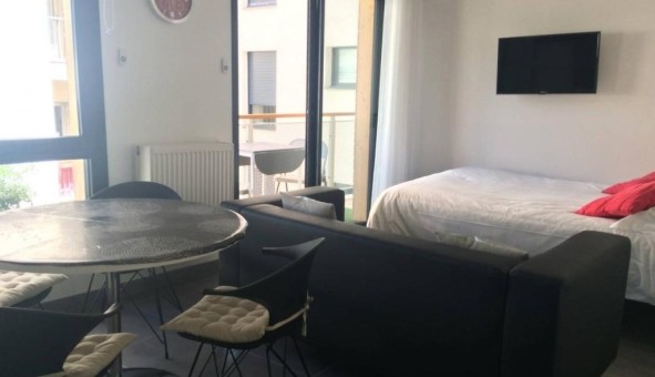 Logement tudiant Location Studio Vide Nice (06100)