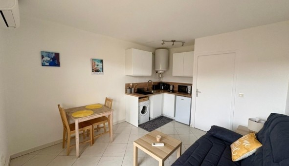 Logement tudiant Location Studio Vide Nice (06100)