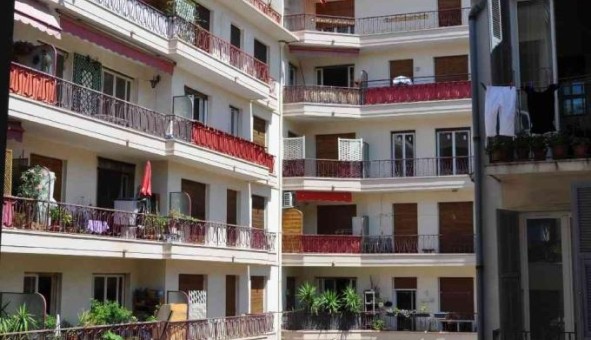 Logement �tudiant Studio &agrave; Nice (06100)