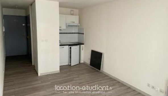 Logement tudiant Studio à Nmes (30000)