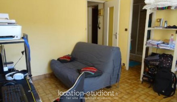 Logement �tudiant Studio à N�mes (30000)