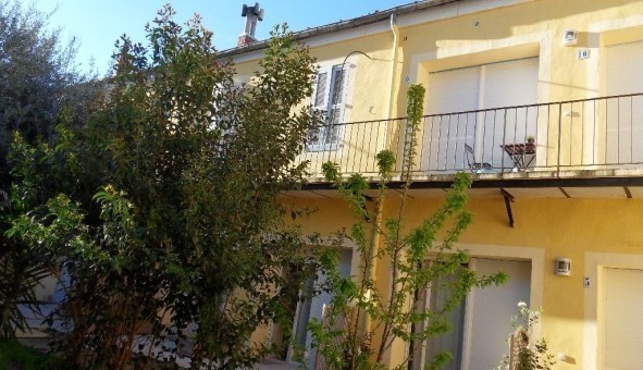 Logement tudiant Studio à Nmes (30000)