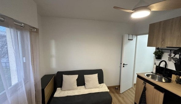 Logement tudiant Studio à Nmes (30000)