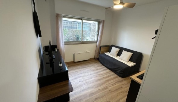 Logement tudiant Studio à Nmes (30000)