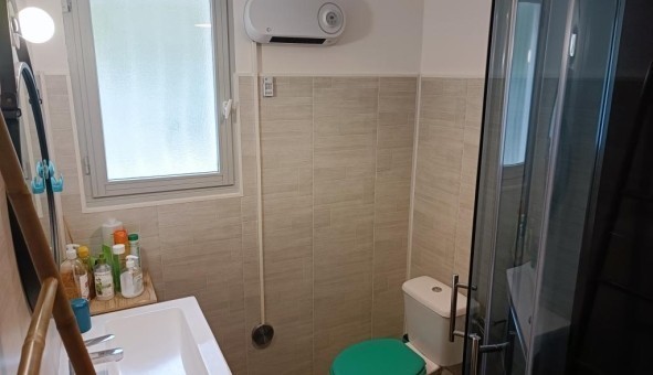 Logement tudiant Studio à Nmes (30000)