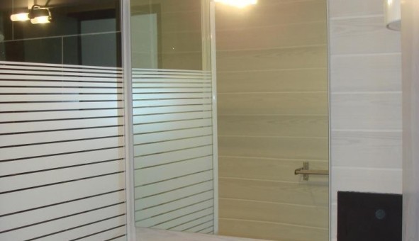 Logement tudiant Studio à Nmes (30000)