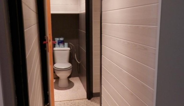 Logement tudiant Studio à Nmes (30000)