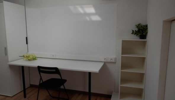 Logement tudiant Studio à Nmes (30000)