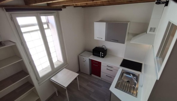 Logement tudiant Studio à Nmes (30000)