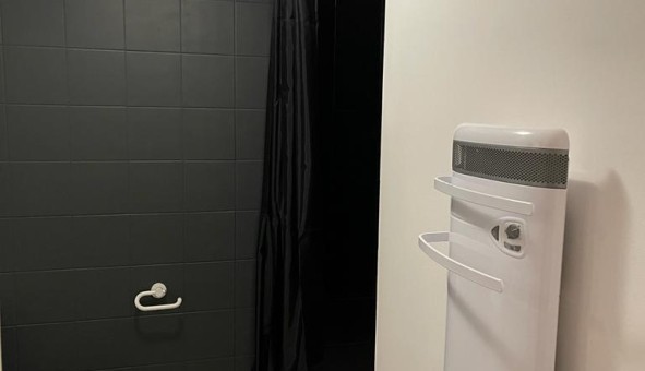 Logement tudiant Studio à Nmes (30000)