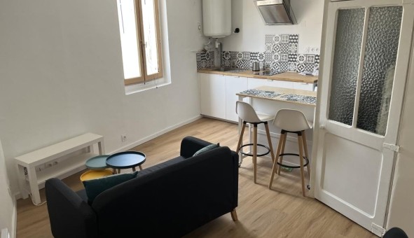 Logement tudiant Studio à Nmes (30000)