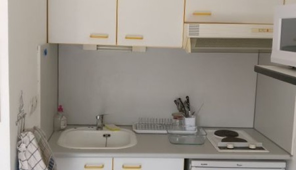 Logement tudiant Studio à Nmes (30000)