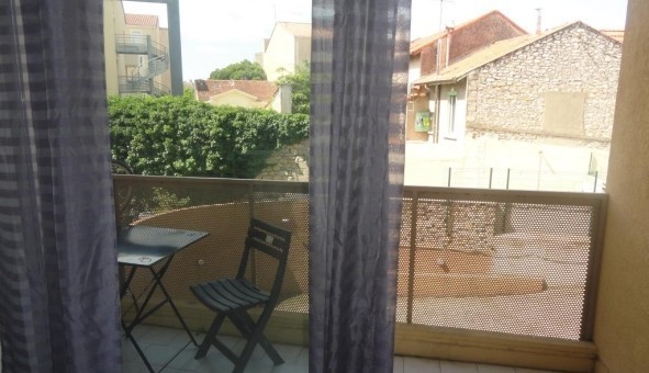 Logement tudiant Studio à Nmes (30000)