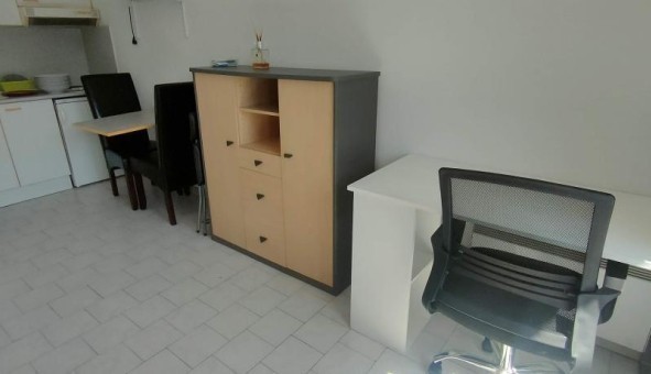 Logement tudiant Studio à Nmes (30000)