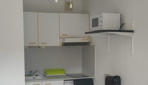 Logement tudiant Studio à Nmes (30000)
