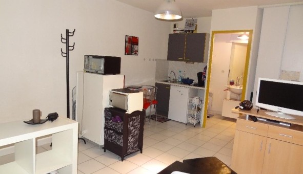 Logement tudiant Studio à Nmes (30000)
