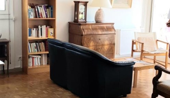 Logement tudiant Studio à Nmes (30000)