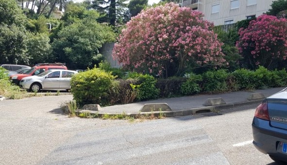 Logement tudiant Studio à Nmes (30000)