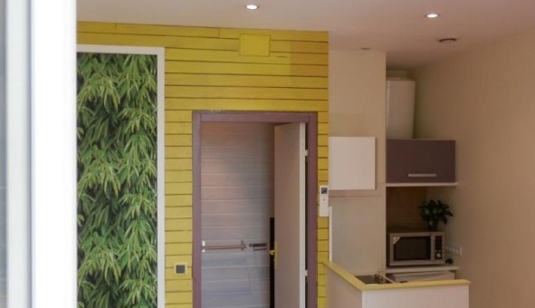 Logement tudiant Studio à Nmes (30000)