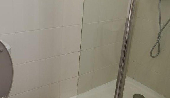 Logement tudiant Studio à Nmes (30000)