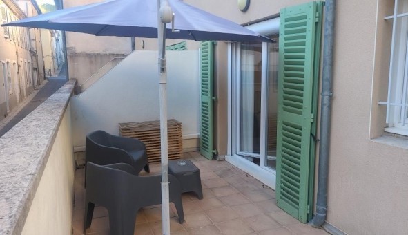 Logement tudiant Studio à Nmes (30000)