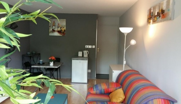 Logement tudiant Studio à Nmes (30000)