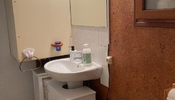 Logement tudiant Studio à Nmes (30000)