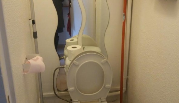 Logement tudiant Studio à Nmes (30000)