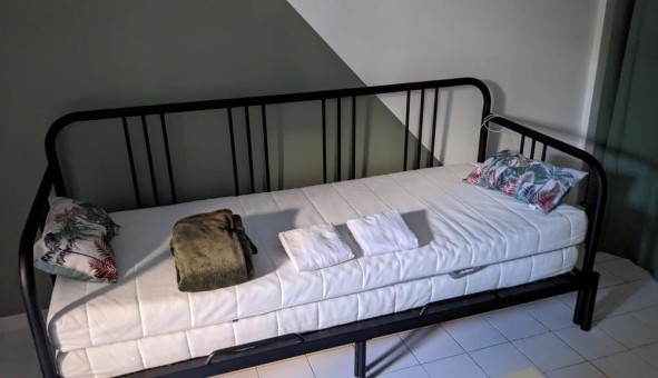 Logement tudiant Studio à Nmes (30000)