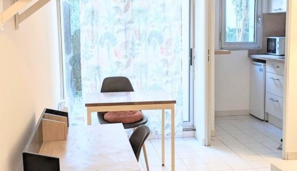 Logement tudiant Studio à Nmes (30000)