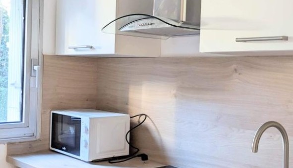 Logement tudiant Studio à Nmes (30000)
