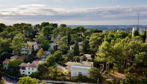 Logement tudiant Studio à Nmes (30000)