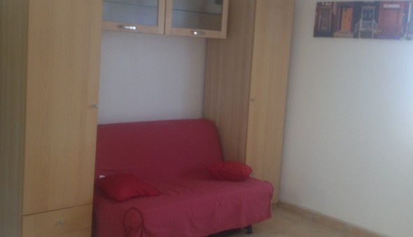 Logement tudiant Studio à Nmes (30000)