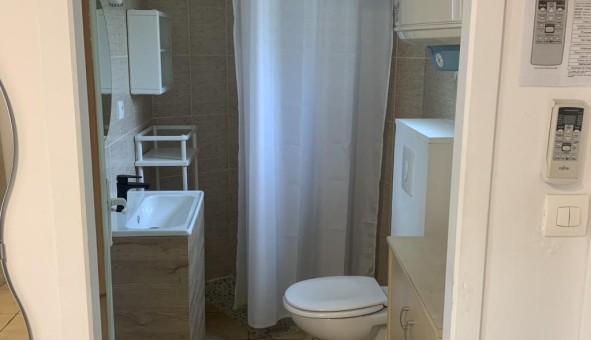 Logement tudiant Studio à Nmes (30000)