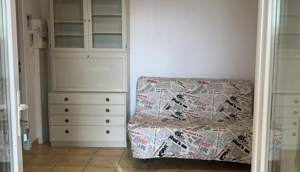 Logement tudiant Studio à Nmes (30000)