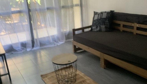 Logement tudiant Location Studio Vide Nmes (30000)